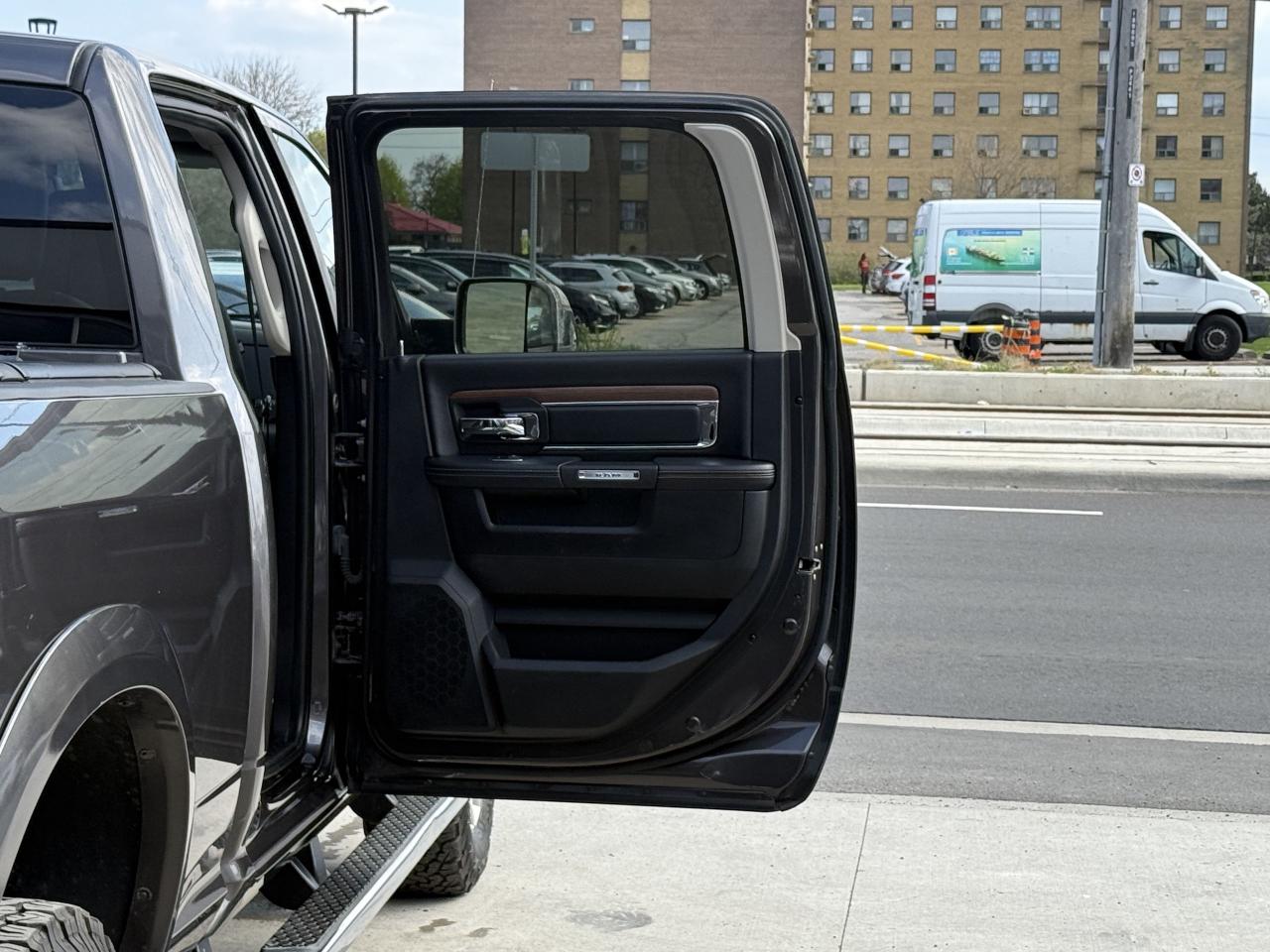 2015 RAM 2500 LARAMIE | ALPINE | LOADED - Photo #34