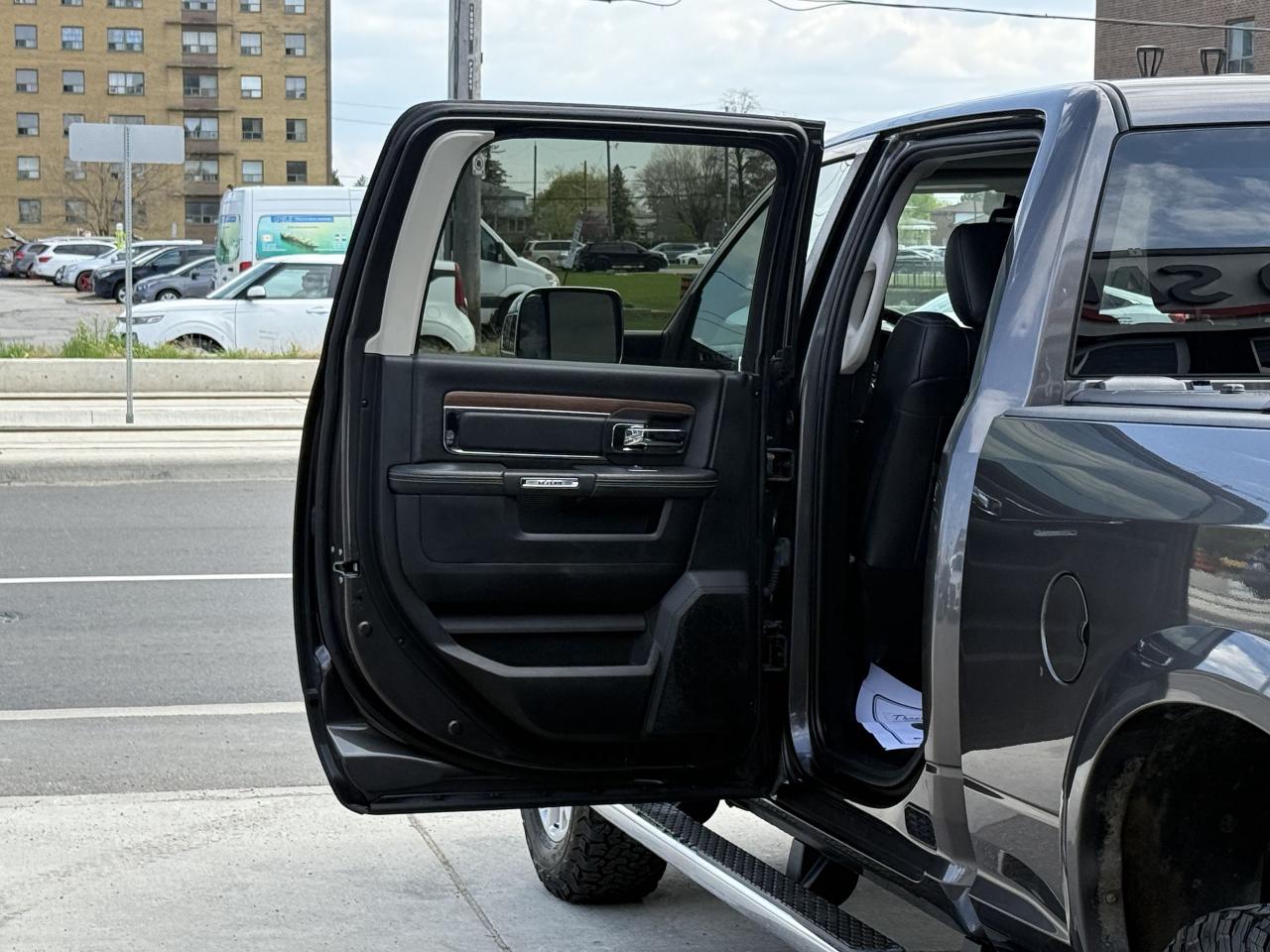 2015 RAM 2500 LARAMIE | ALPINE | LOADED - Photo #38