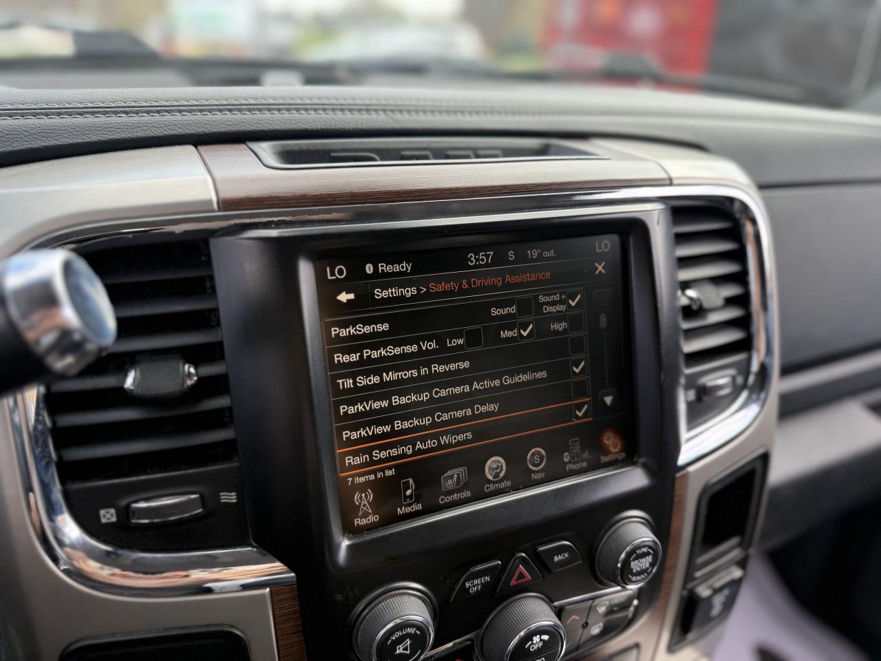 2015 RAM 2500 LARAMIE | ALPINE | LOADED - Photo #44
