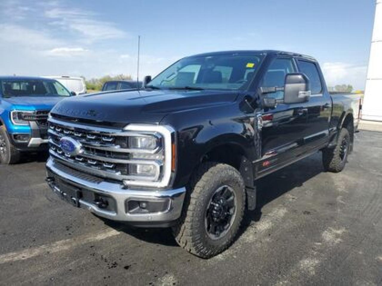 New 2025 Ford F-350 Lariat for sale in Moose Jaw, SK