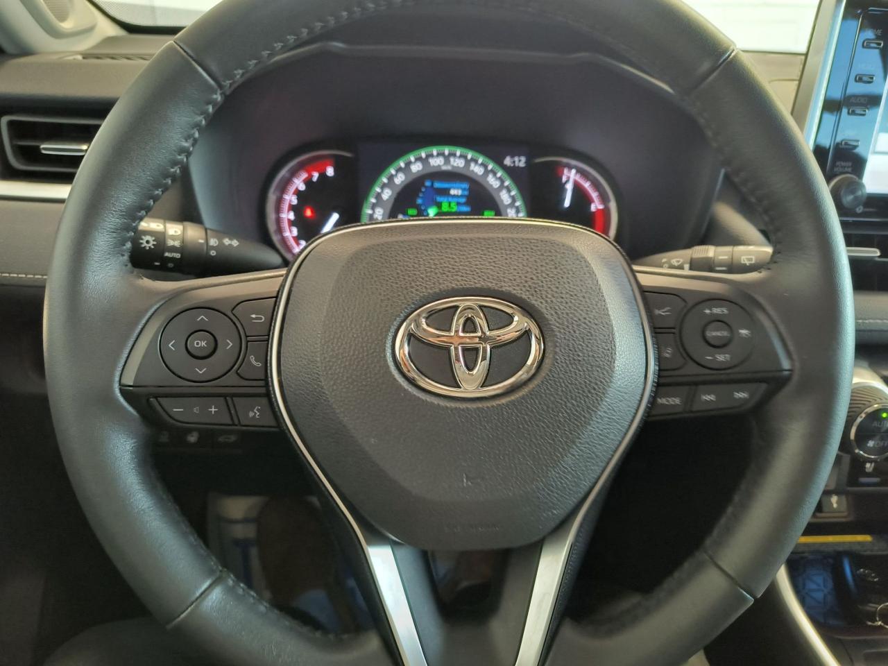 2020 Toyota RAV4 LIMITED AWD Photo