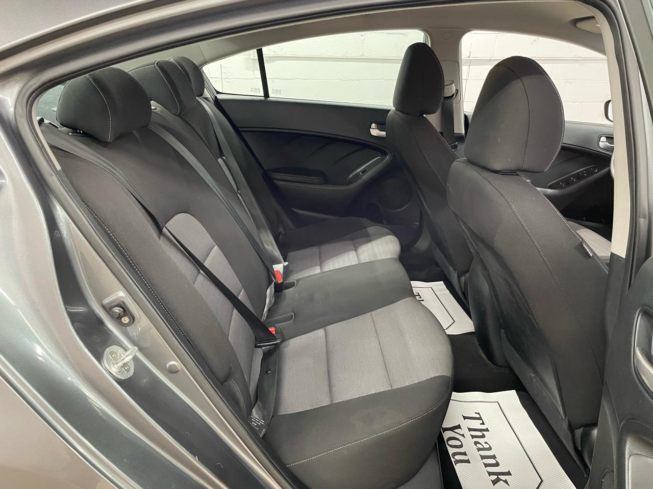 2016 Kia Forte LX Photo27