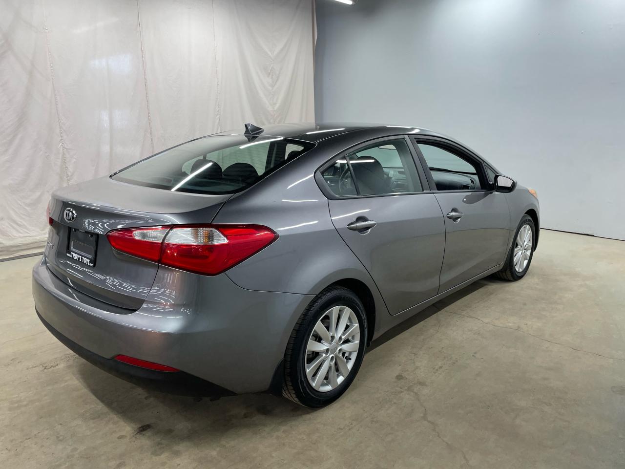 2016 Kia Forte LX Photo24