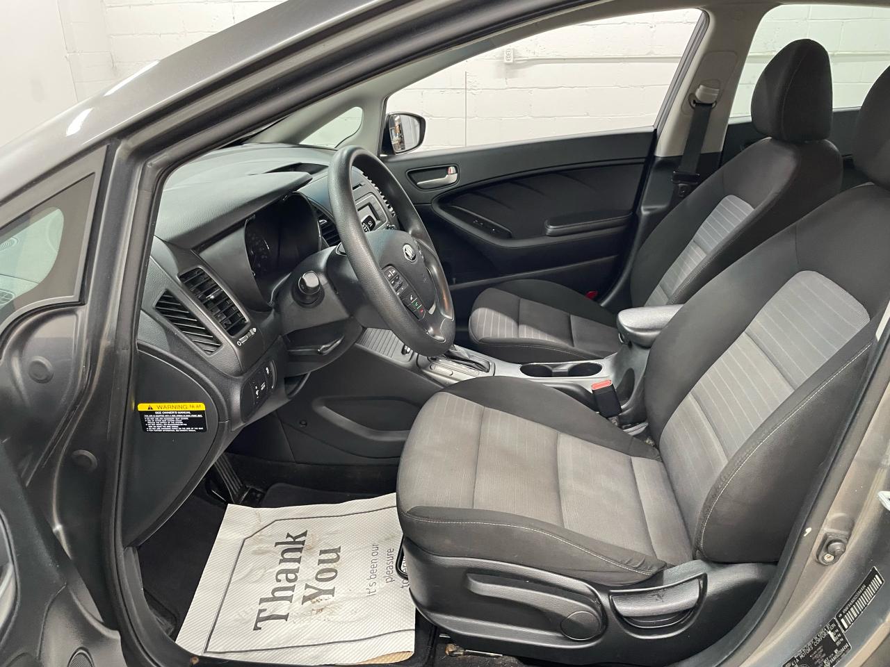 2016 Kia Forte LX Photo25