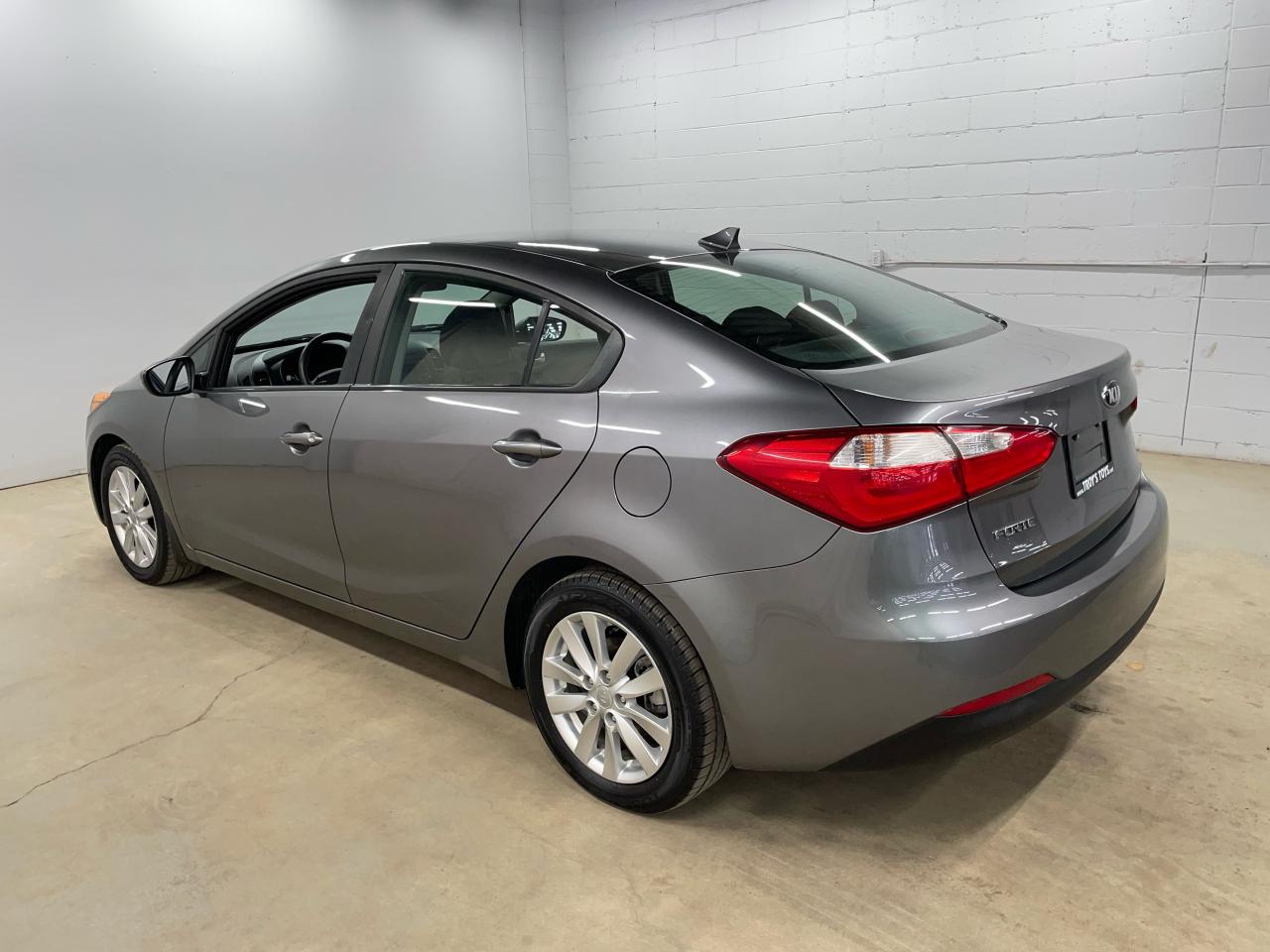 2016 Kia Forte LX Photo22