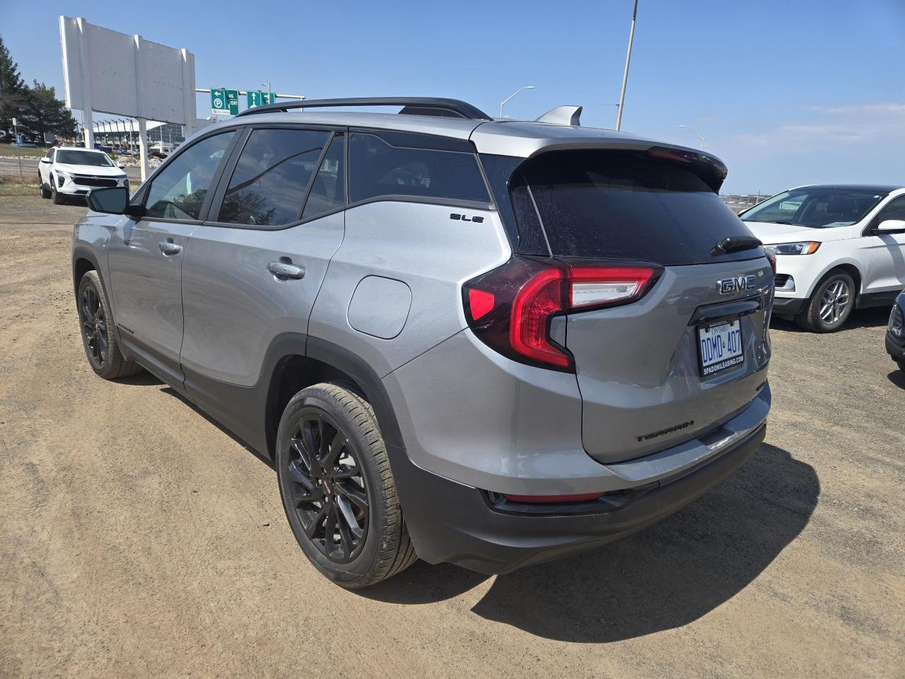 2024 GMC Terrain SLE - Photo #6
