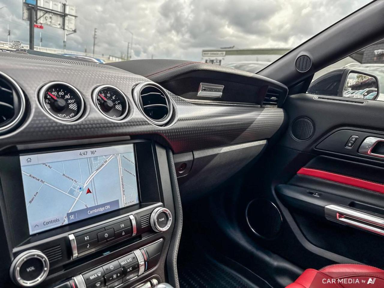 2021 Ford Mustang GT PREMIUM FASTBACK / V8 / NAV / RED RECARO SEATS - Photo #22