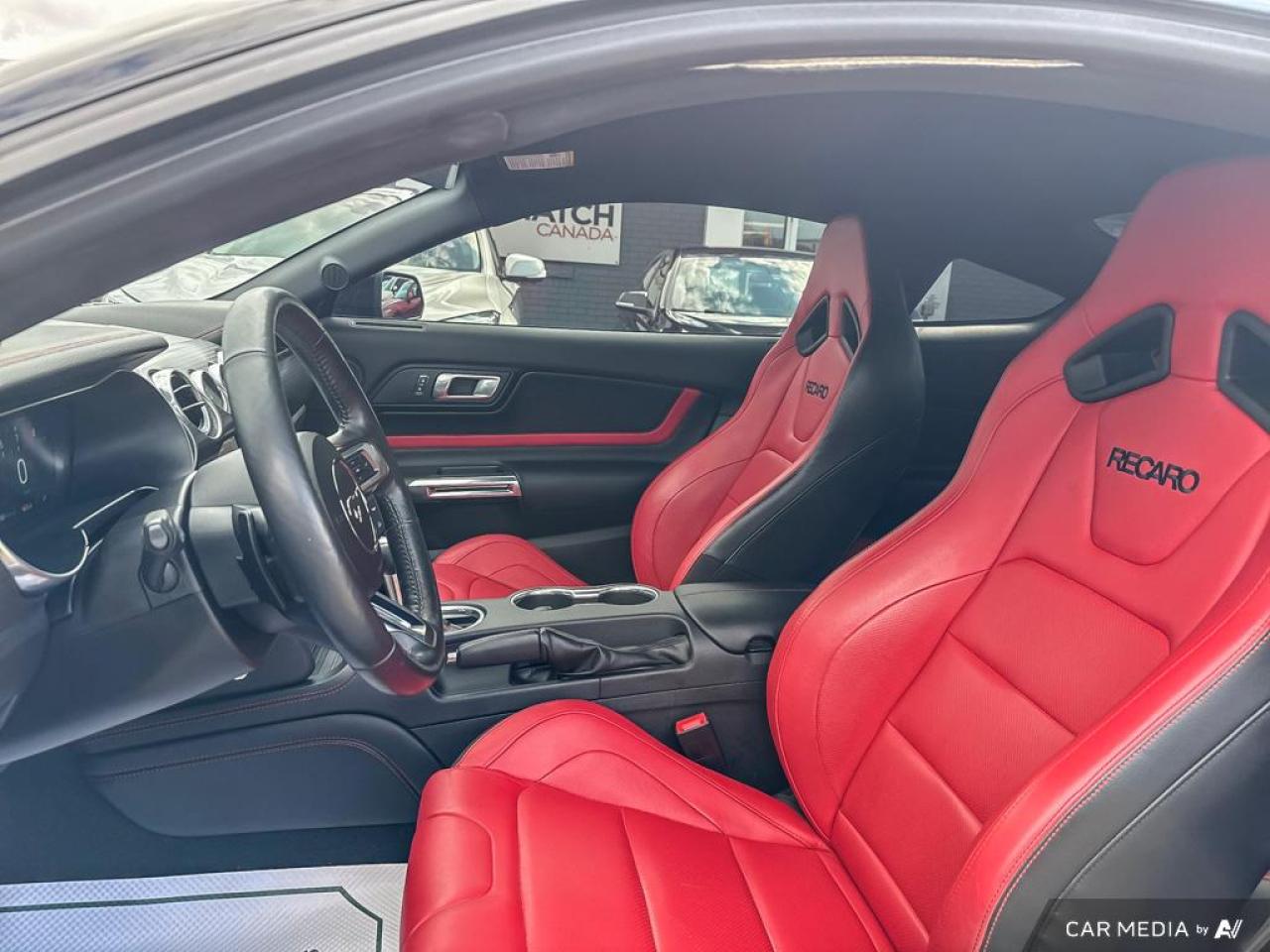 2021 Ford Mustang GT PREMIUM FASTBACK / V8 / NAV / RED RECARO SEATS - Photo #10