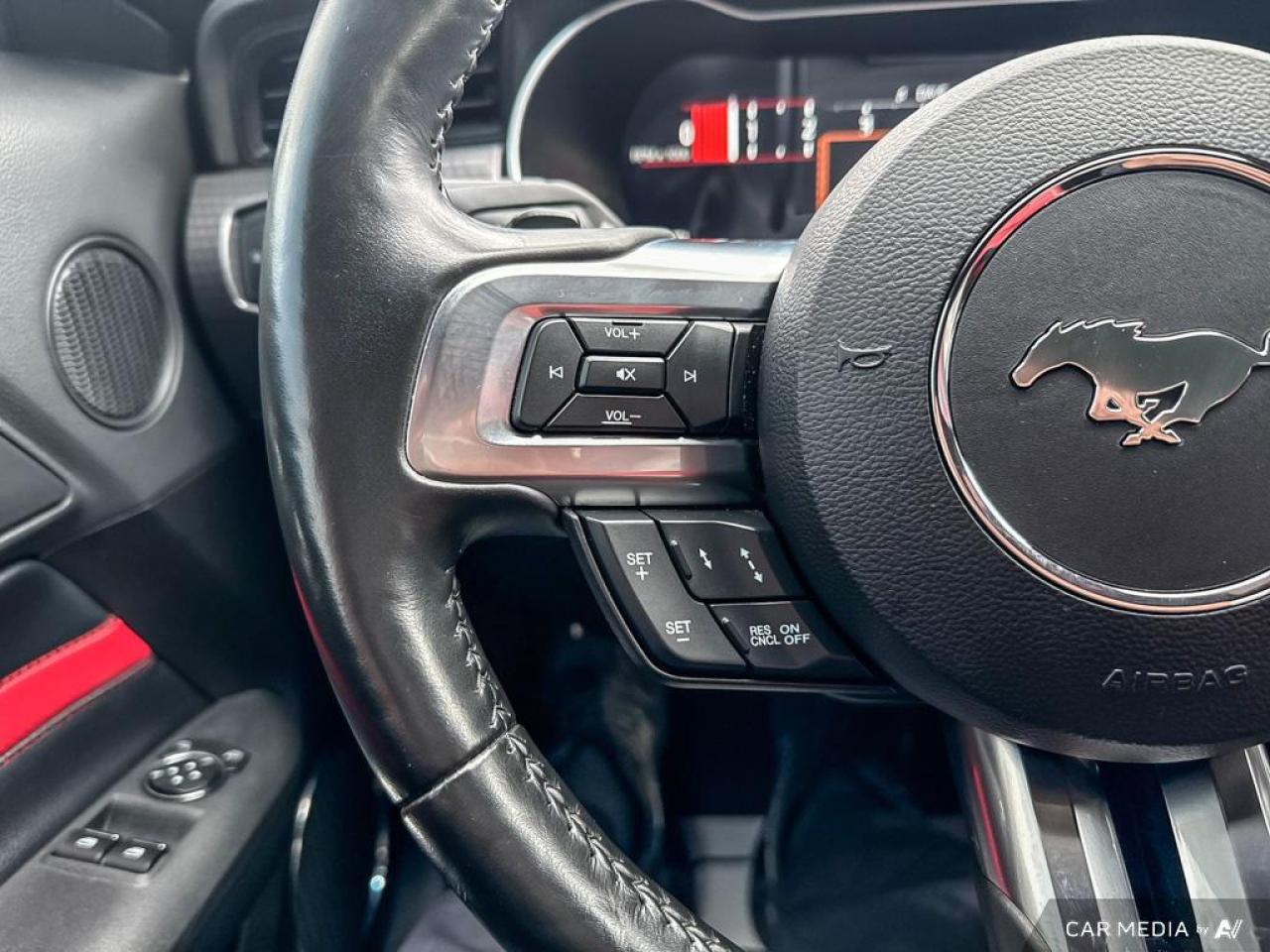 2021 Ford Mustang GT PREMIUM FASTBACK / V8 / NAV / RED RECARO SEATS - Photo #19