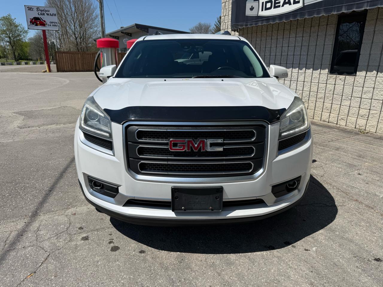 2016 GMC Acadia SLT - Photo #2