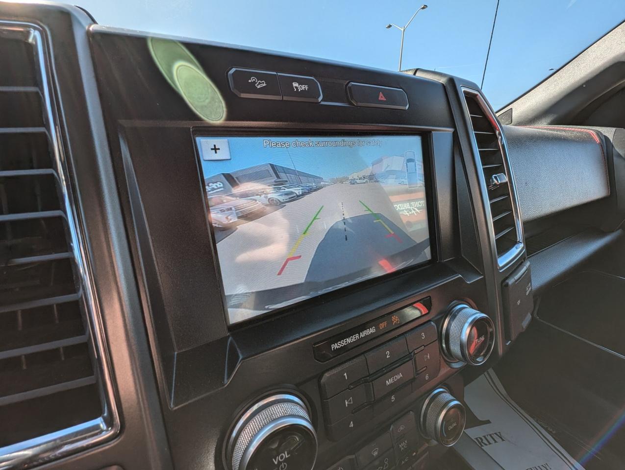 2016 Ford F-150 Lariat | No Accidents | Htd Cooled Seats - Photo #11