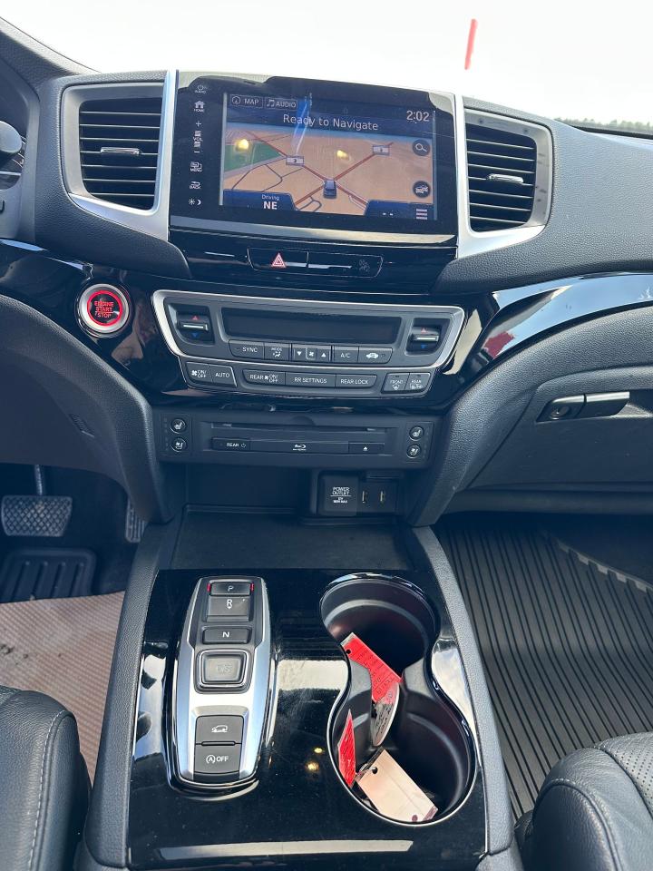 2017 Honda Pilot Touring Photo