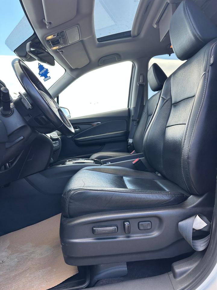 2017 Honda Pilot Touring Photo