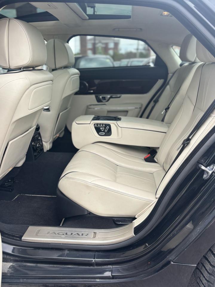 2014 Jaguar XJ XJL PORTFOLIO - Photo #16