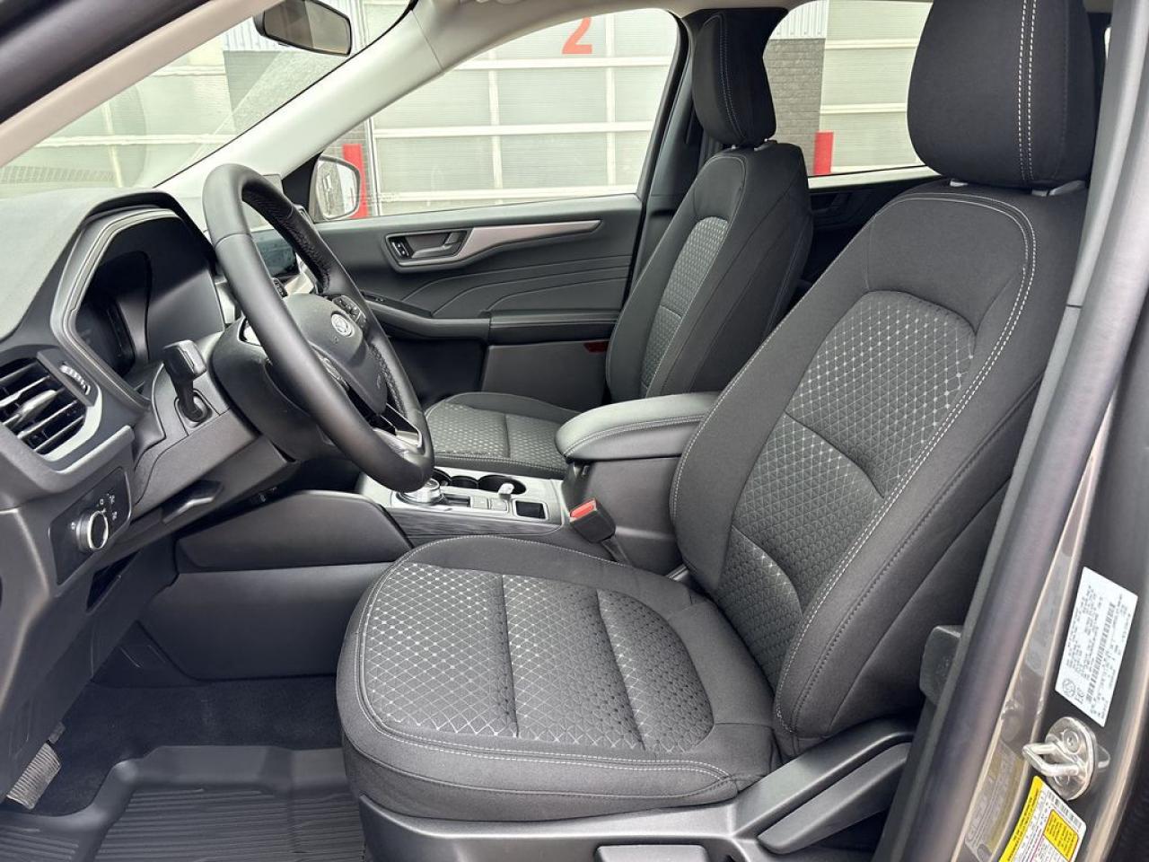 2025 Ford Escape ACTIVE 200A Photo5