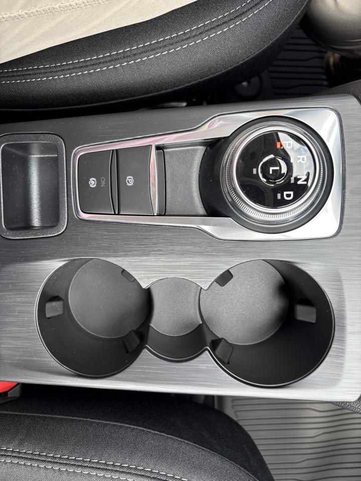 2025 Ford Escape ACTIVE 200A Photo5