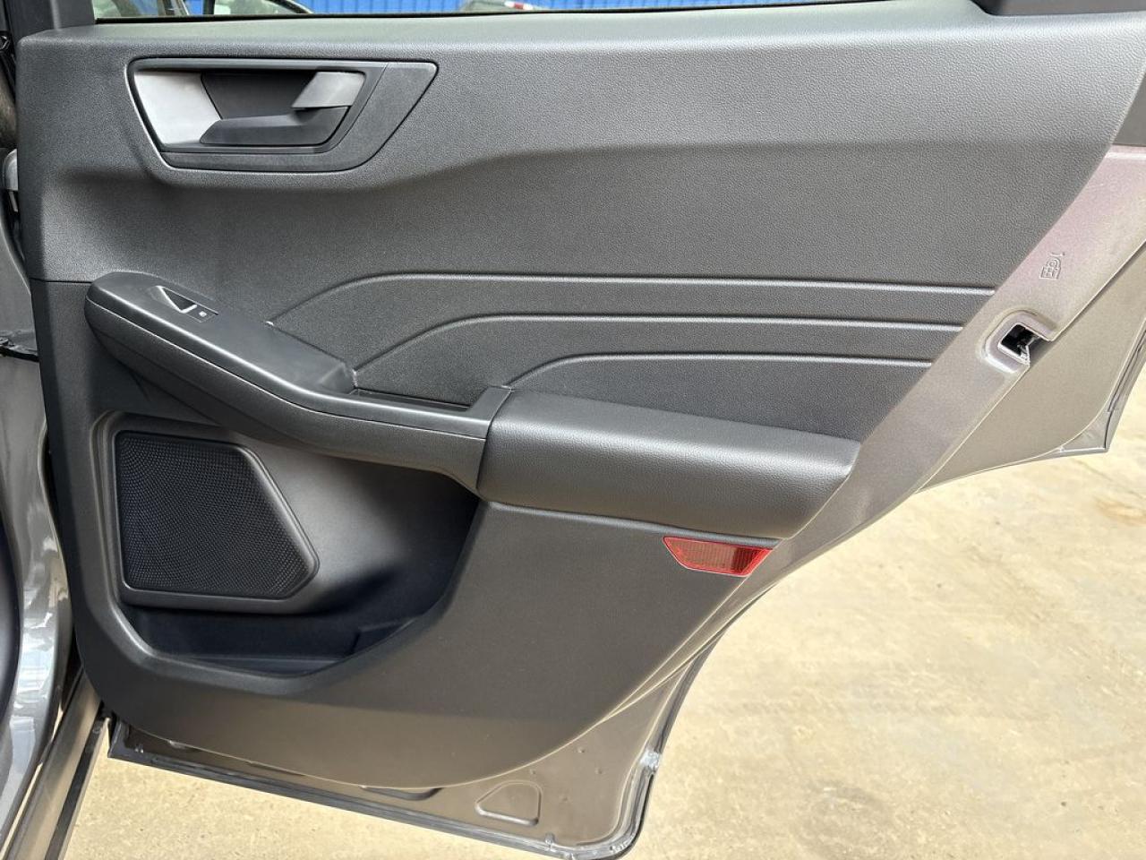 2025 Ford Escape ACTIVE 200A Photo5