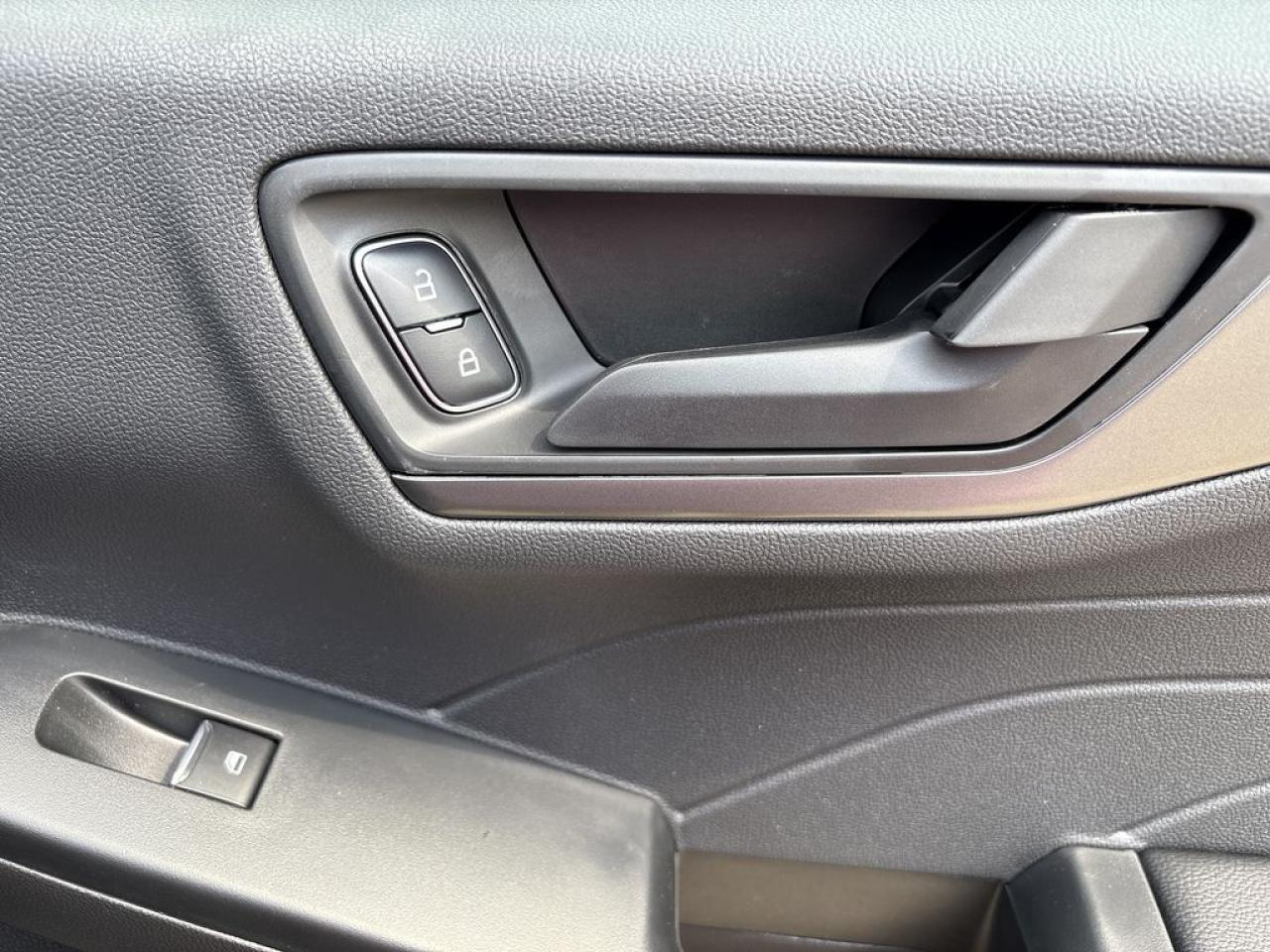 2025 Ford Escape ACTIVE 200A Photo5