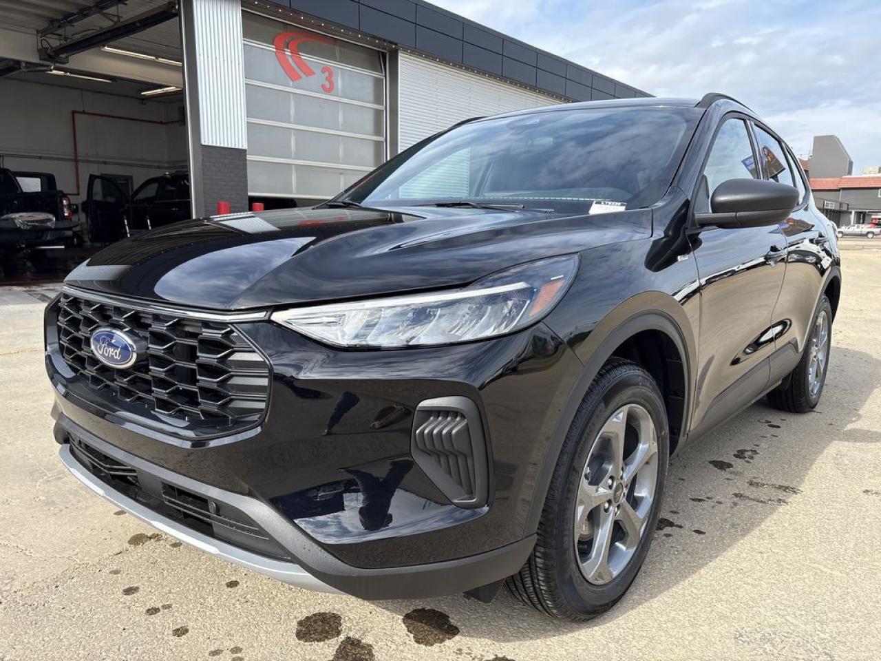 2025 Ford Escape 4DR ST LINE 300A Photo1