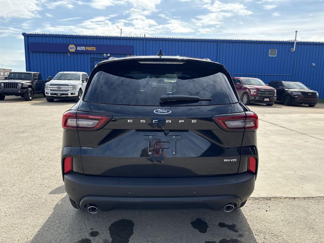 2025 Ford Escape 4DR ST LINE 300A Photo5