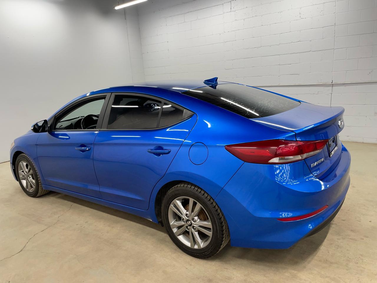 2017 Hyundai Elantra GL Photo4