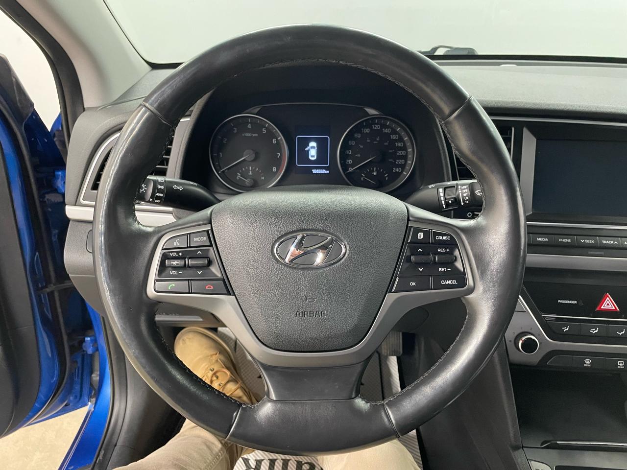 2017 Hyundai Elantra GL Photo32