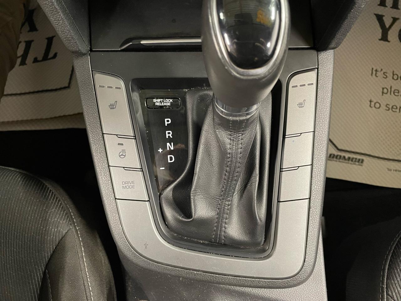 2017 Hyundai Elantra GL Photo37