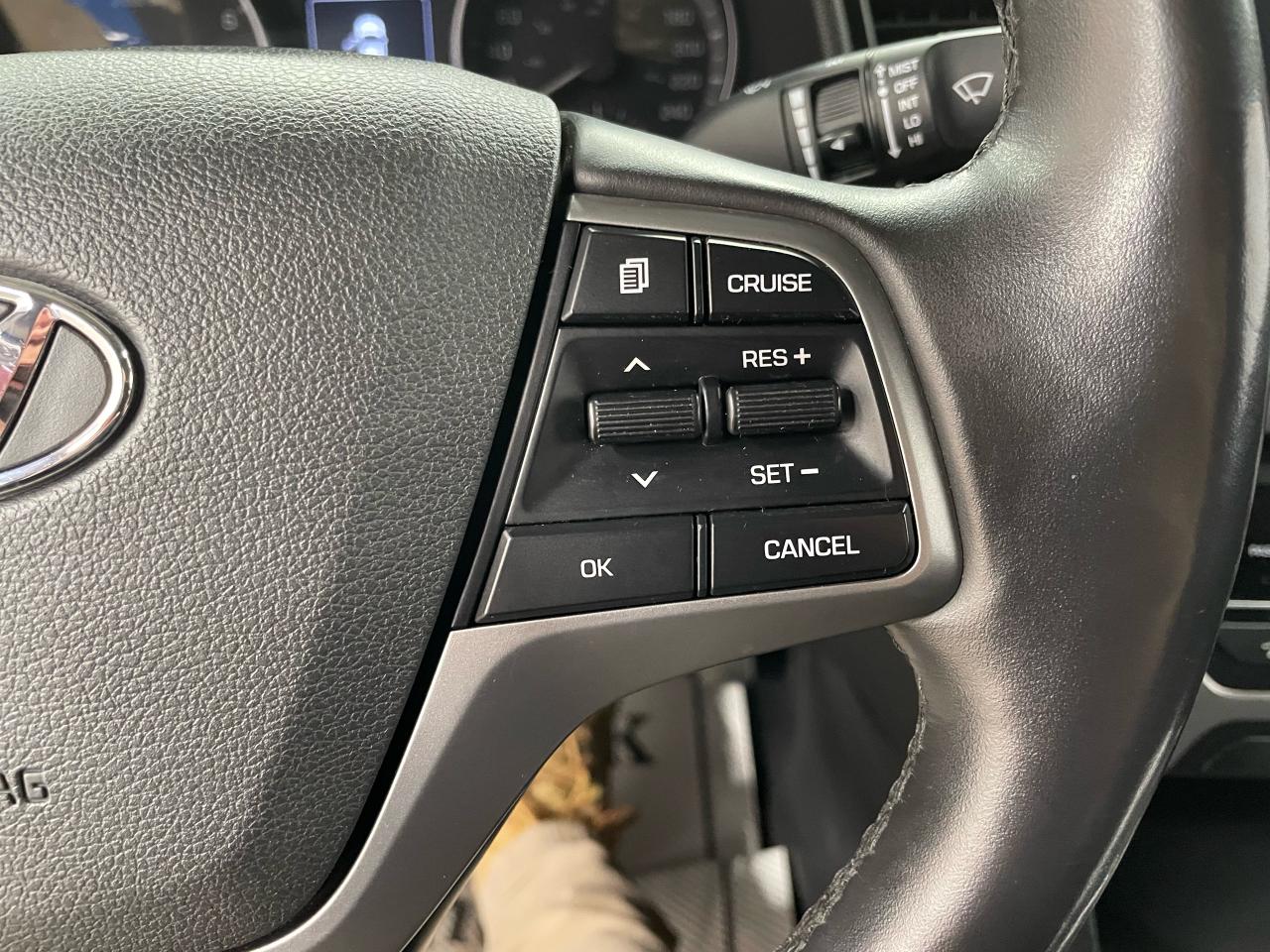 2017 Hyundai Elantra GL Photo34