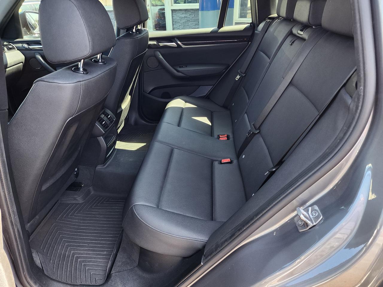 2016 BMW X3 x3 ONE OWNER- NO ACCIDENTS, LOW KM Photo