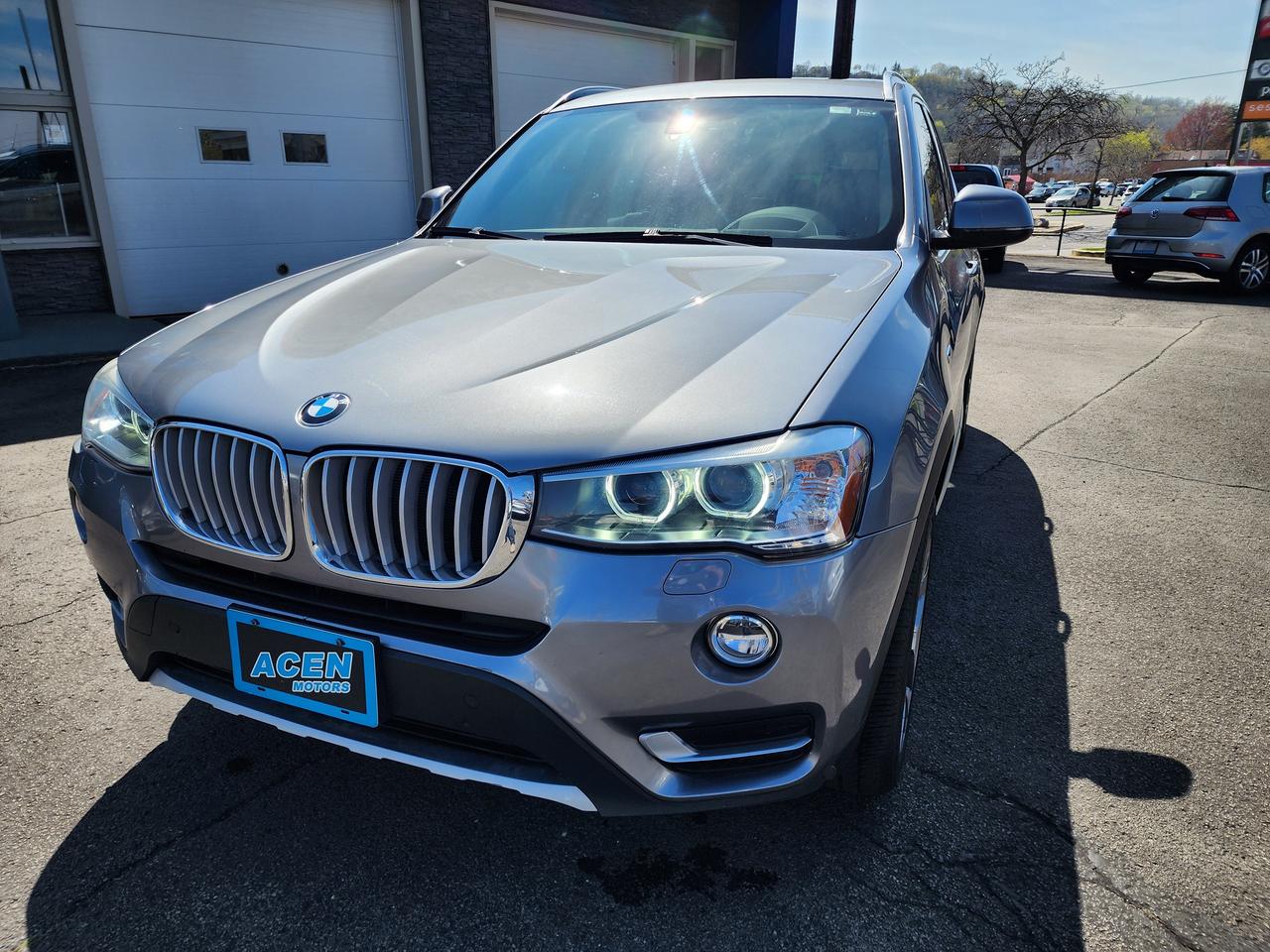 2016 BMW X3 x3 ONE OWNER- NO ACCIDENTS, LOW KM Photo1