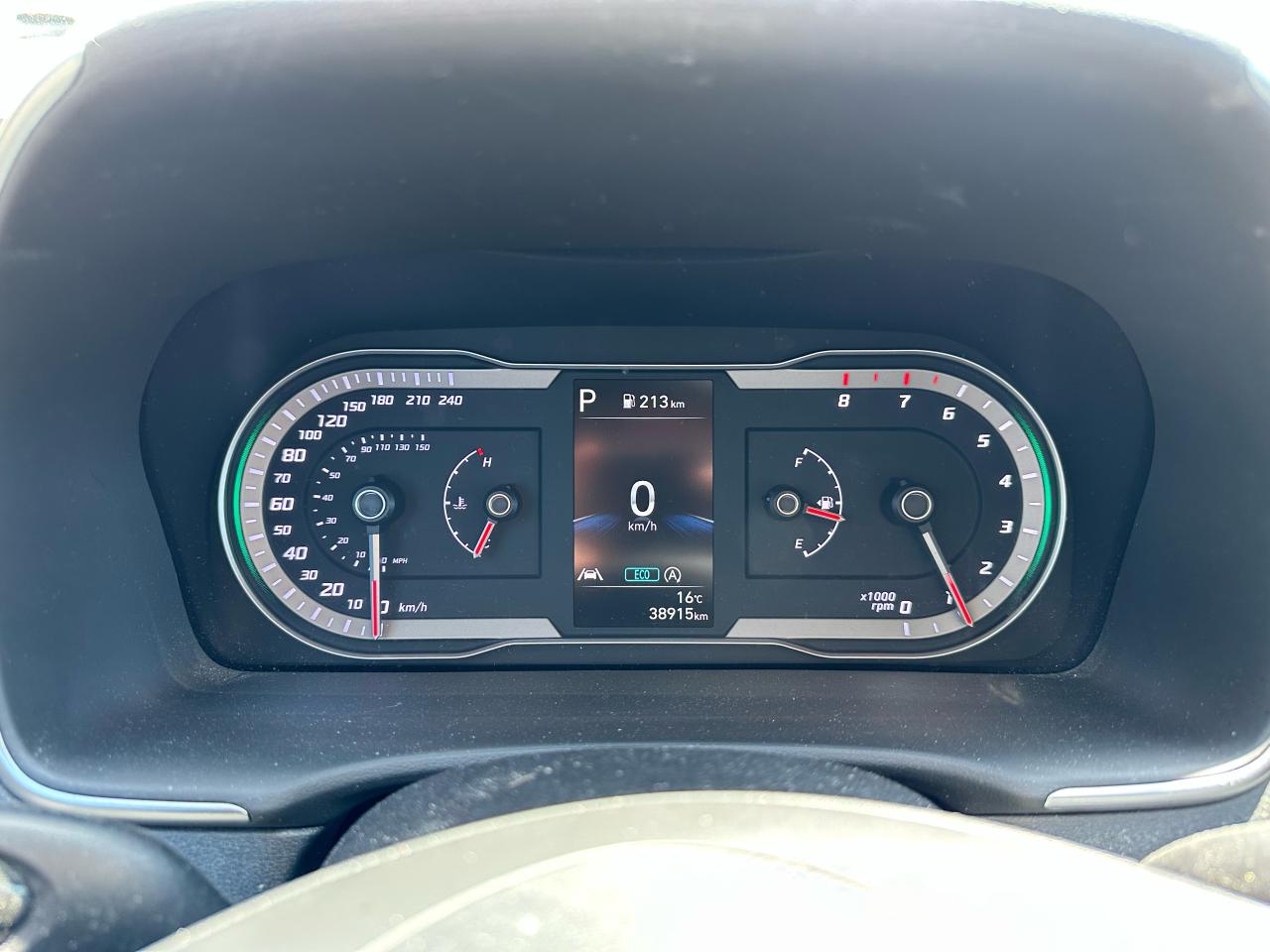 2022 Hyundai Tucson Essential Photo13