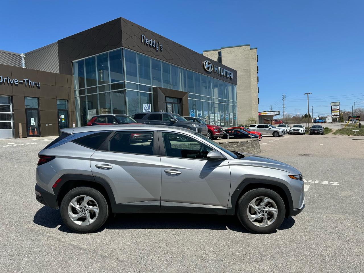 2022 Hyundai Tucson Essential Photo20
