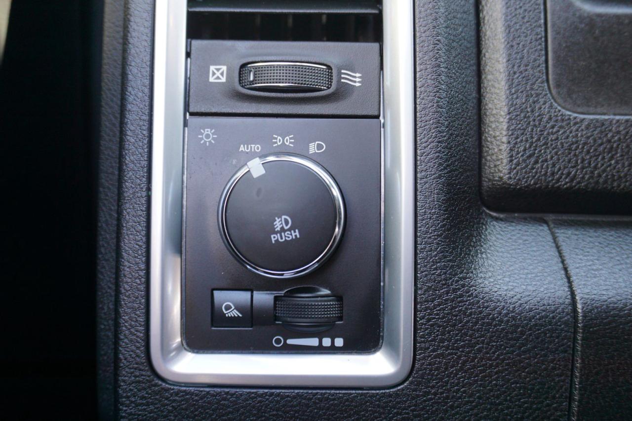 2021 RAM 1500 Classic V6 SLT CREW 4WD CERTIFIED *ACCIDENT FREE* CAMERA NAV BLUETOOTH HEATED SEATS CRUISE ALLOYS - Photo #28