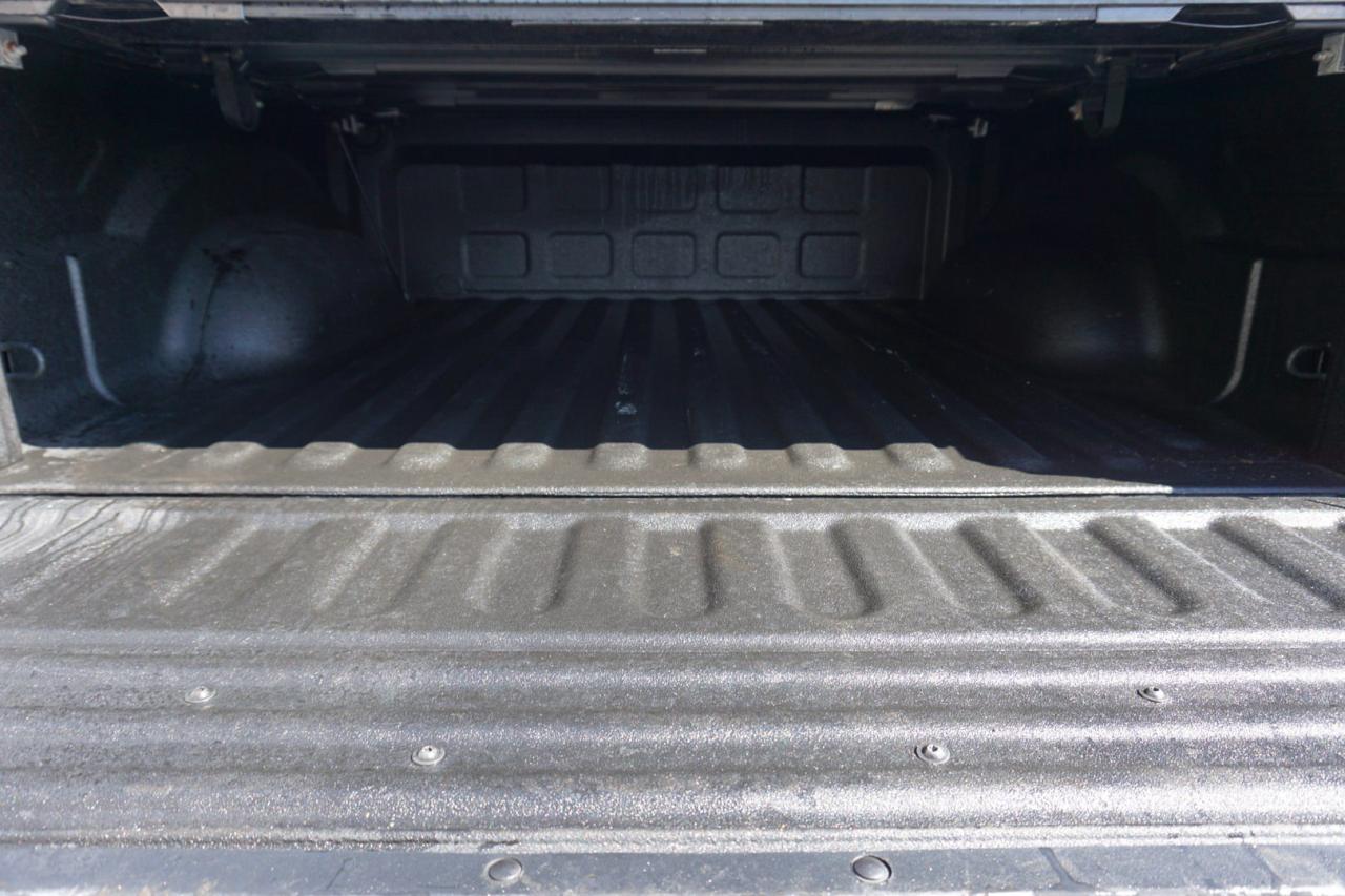 2021 RAM 1500 Classic V6 SLT CREW 4WD CERTIFIED *ACCIDENT FREE* CAMERA NAV BLUETOOTH HEATED SEATS CRUISE ALLOYS - Photo #37