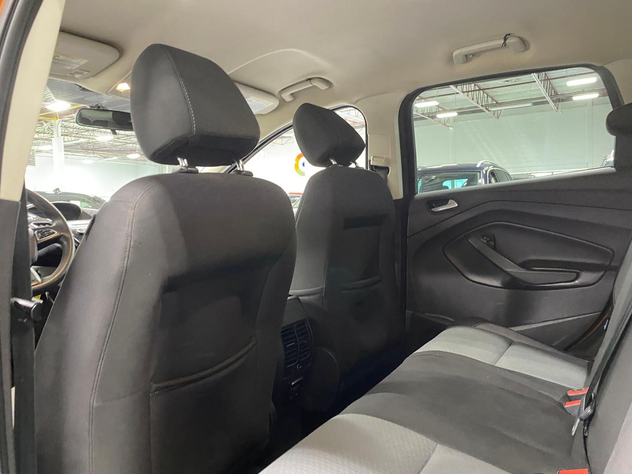 2017 Ford Escape SE - Photo #14