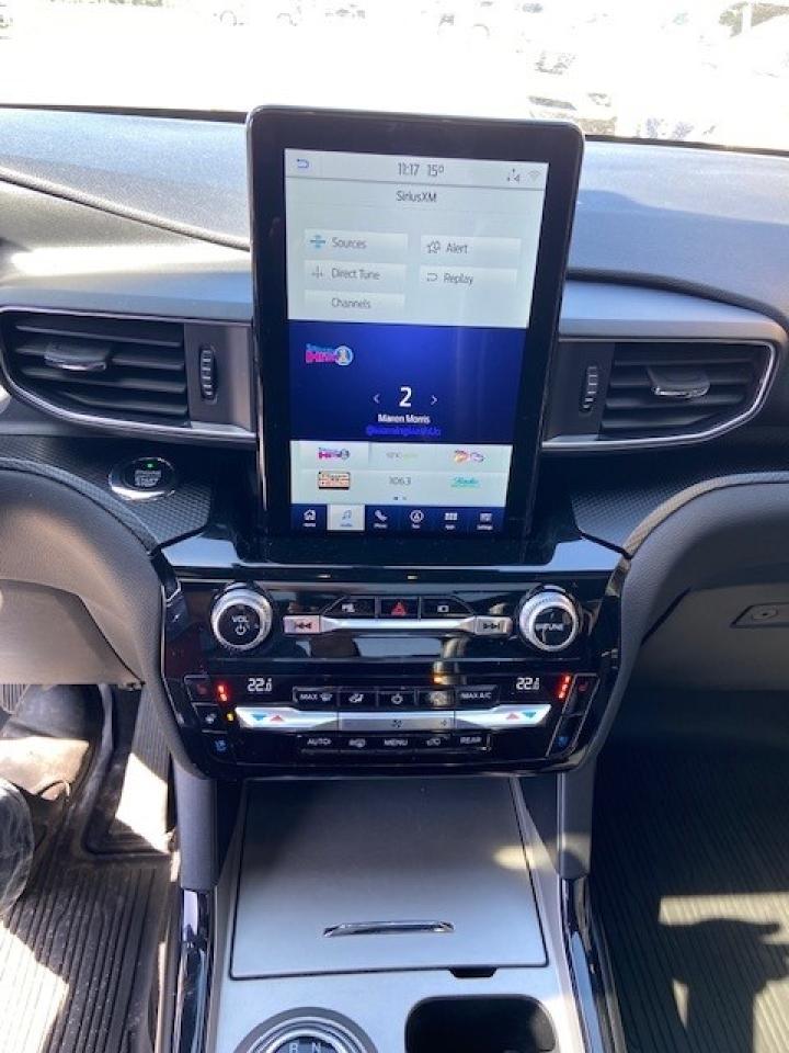 2021 Ford Explorer ST 4WD Photo
