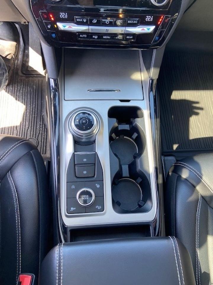 2021 Ford Explorer ST 4WD Photo