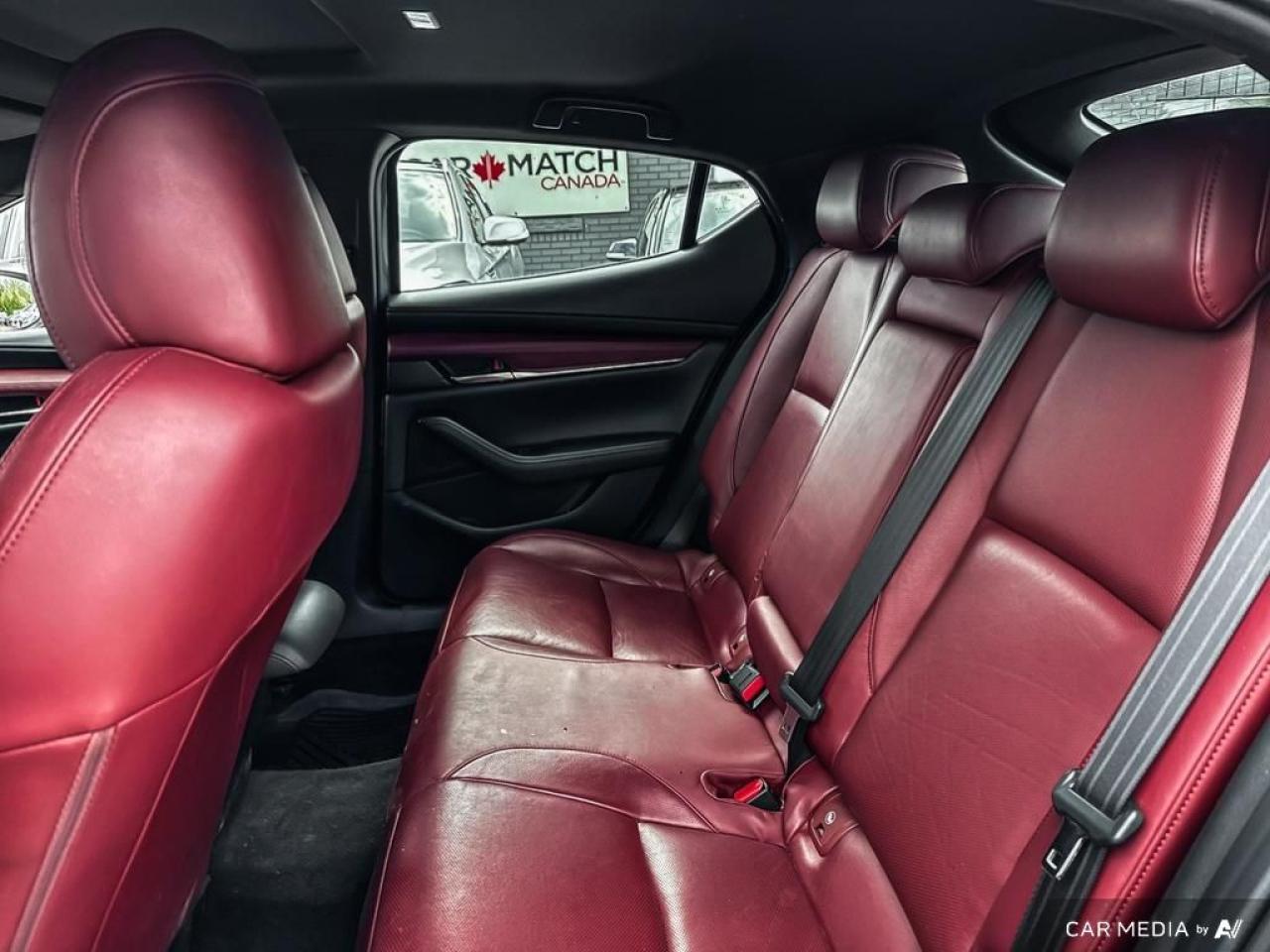 2020 Mazda MAZDA3 GT / i-ACTIV AWD / ROOF / NAV / RED LEATHER - Photo #9