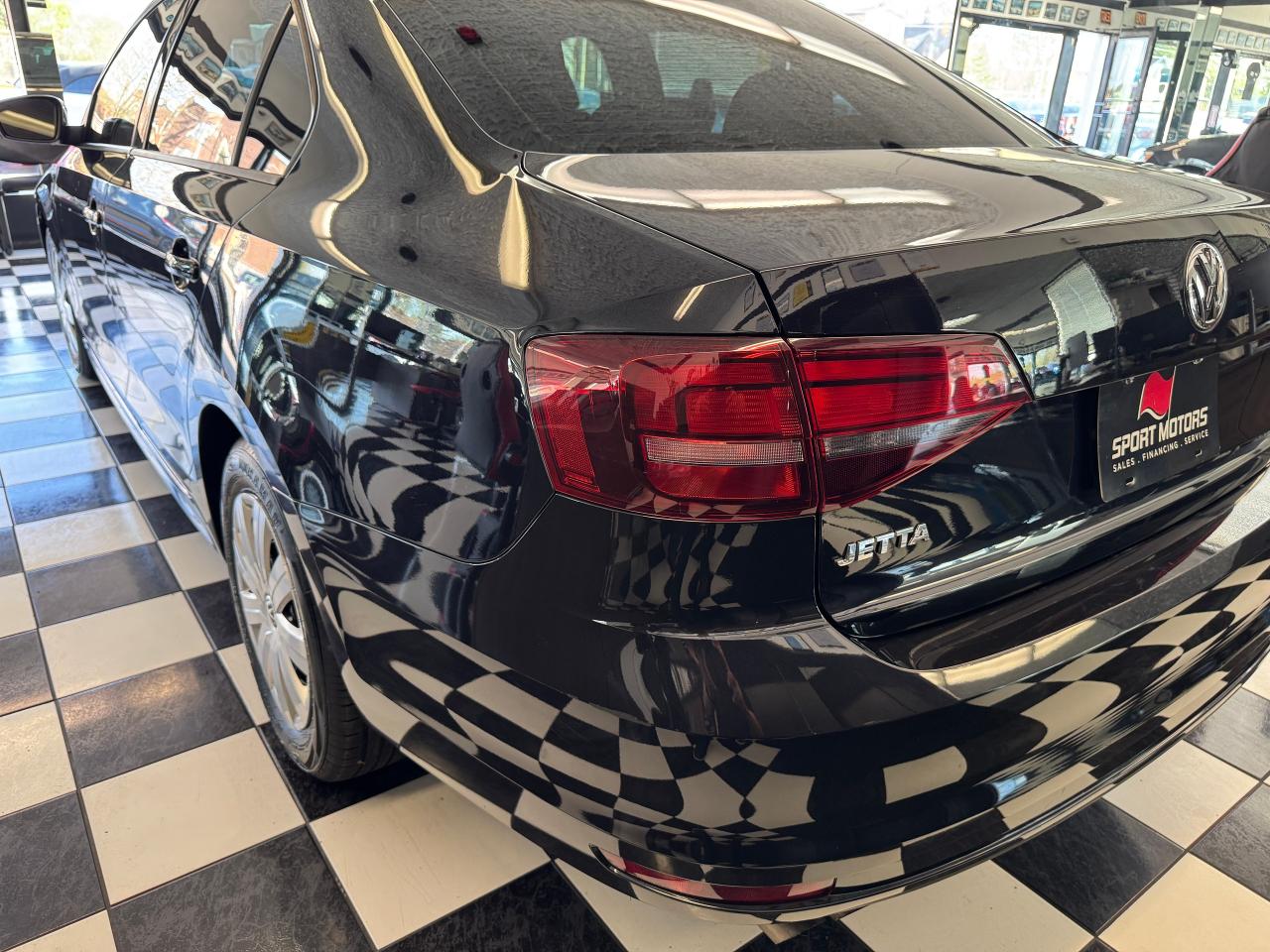 2017 Volkswagen Jetta 1.4 TSI Trendline+New Tires+Brakes+CLEAN CARFAX Photo34