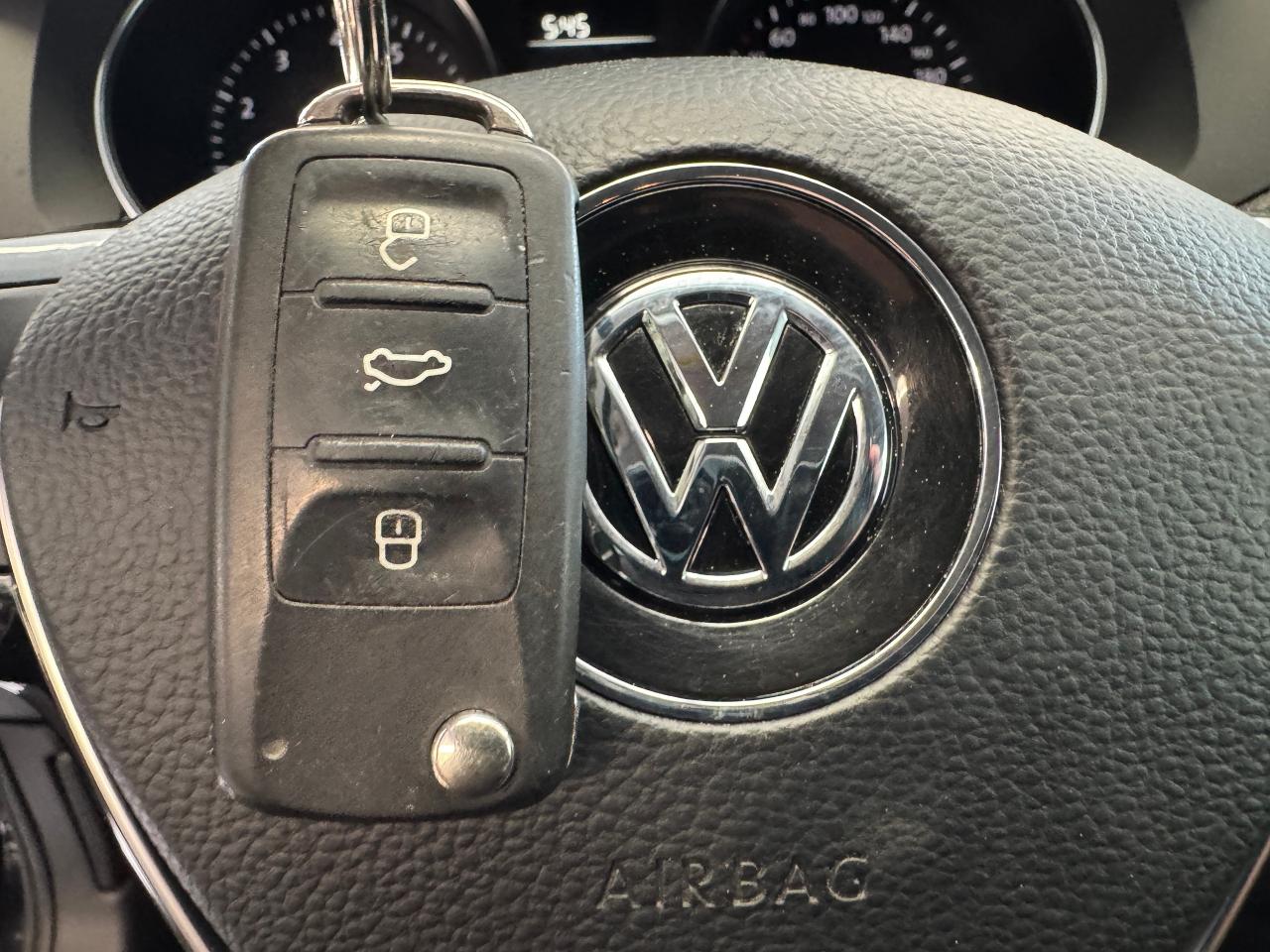 2017 Volkswagen Jetta 1.4 TSI Trendline+New Tires+Brakes+CLEAN CARFAX - Photo #14