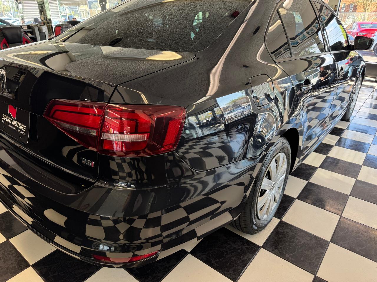 2017 Volkswagen Jetta 1.4 TSI Trendline+New Tires+Brakes+CLEAN CARFAX Photo35
