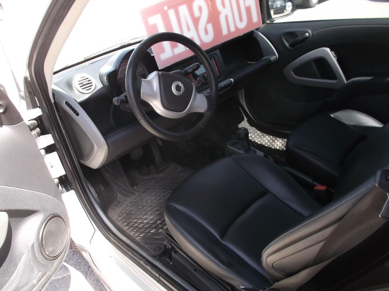 2015 Smart fortwo  - Photo #4