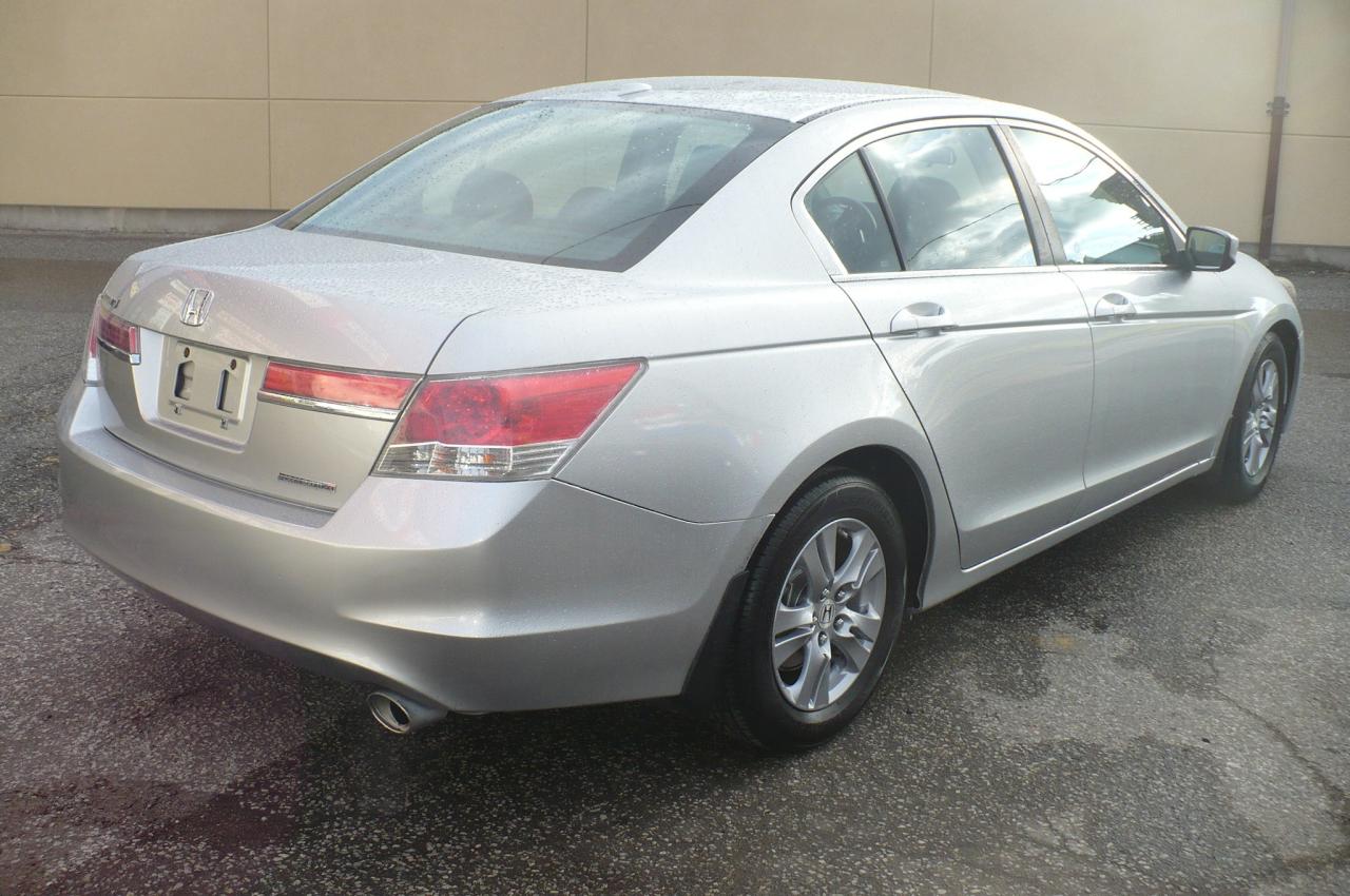 2012 Honda Accord SE Photo2