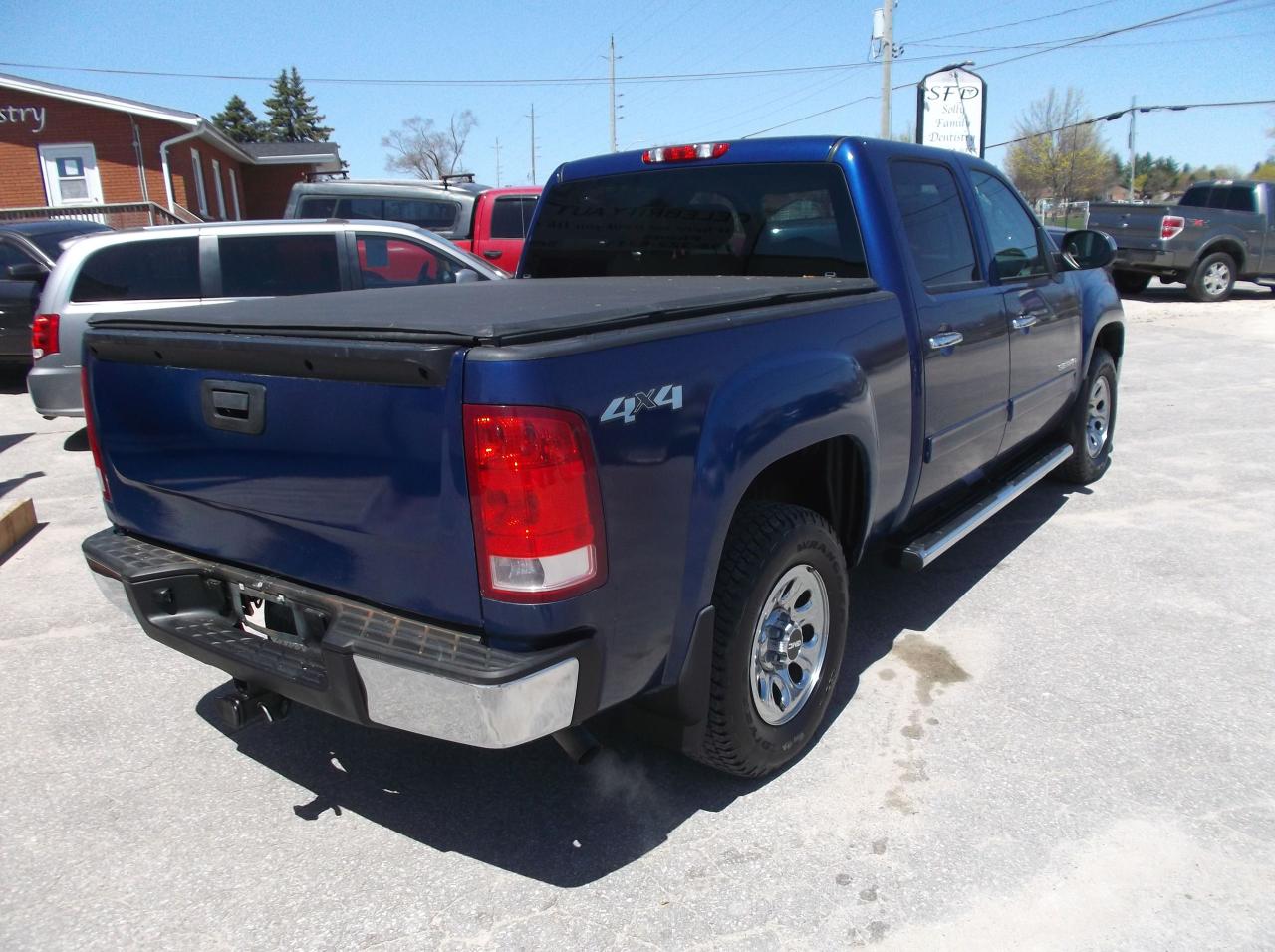 2013 GMC Sierra 1500 4X4 4 DOORV SL - Photo #6