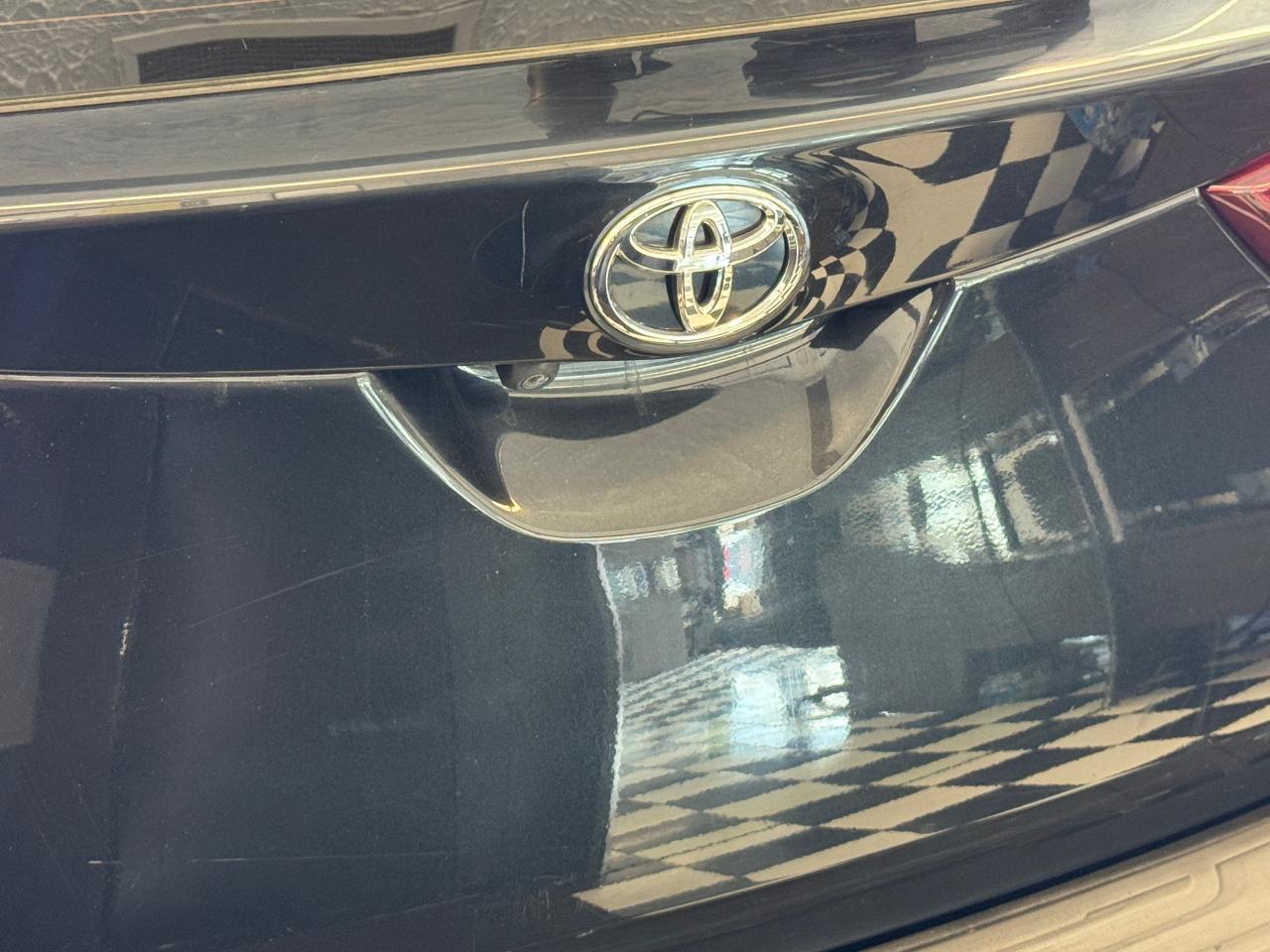 2017 Toyota Corolla iM New Tires+Camera+Heated Seats+Tinted+ACCIDENT FREE Photo114