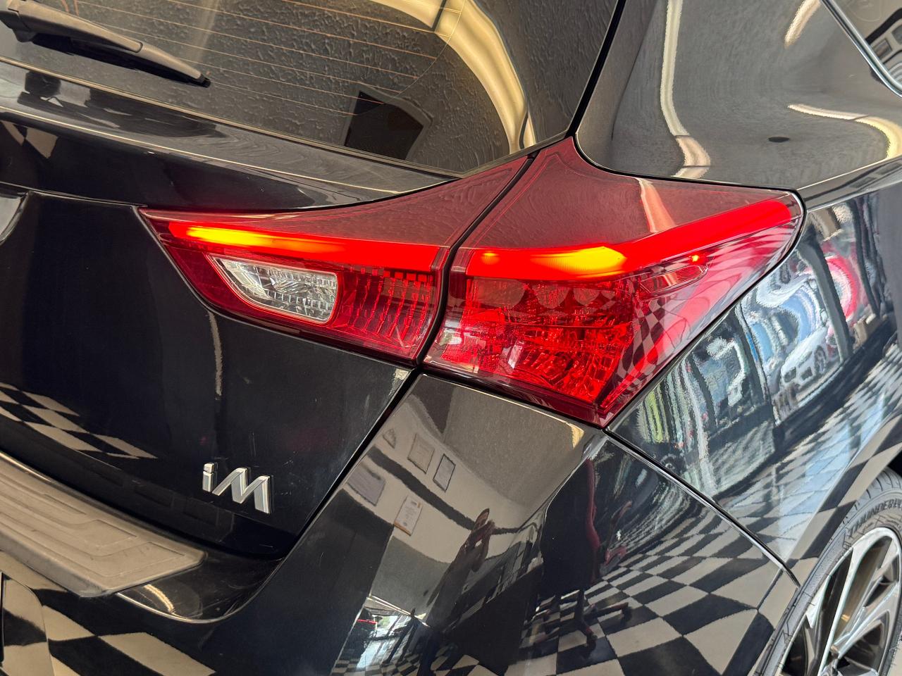 2017 Toyota Corolla iM New Tires+Camera+Heated Seats+Tinted+ACCIDENT FREE Photo115