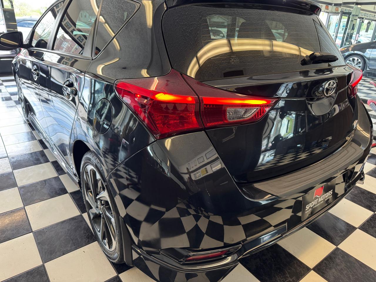 2017 Toyota Corolla iM New Tires+Camera+Heated Seats+Tinted+ACCIDENT FREE Photo92
