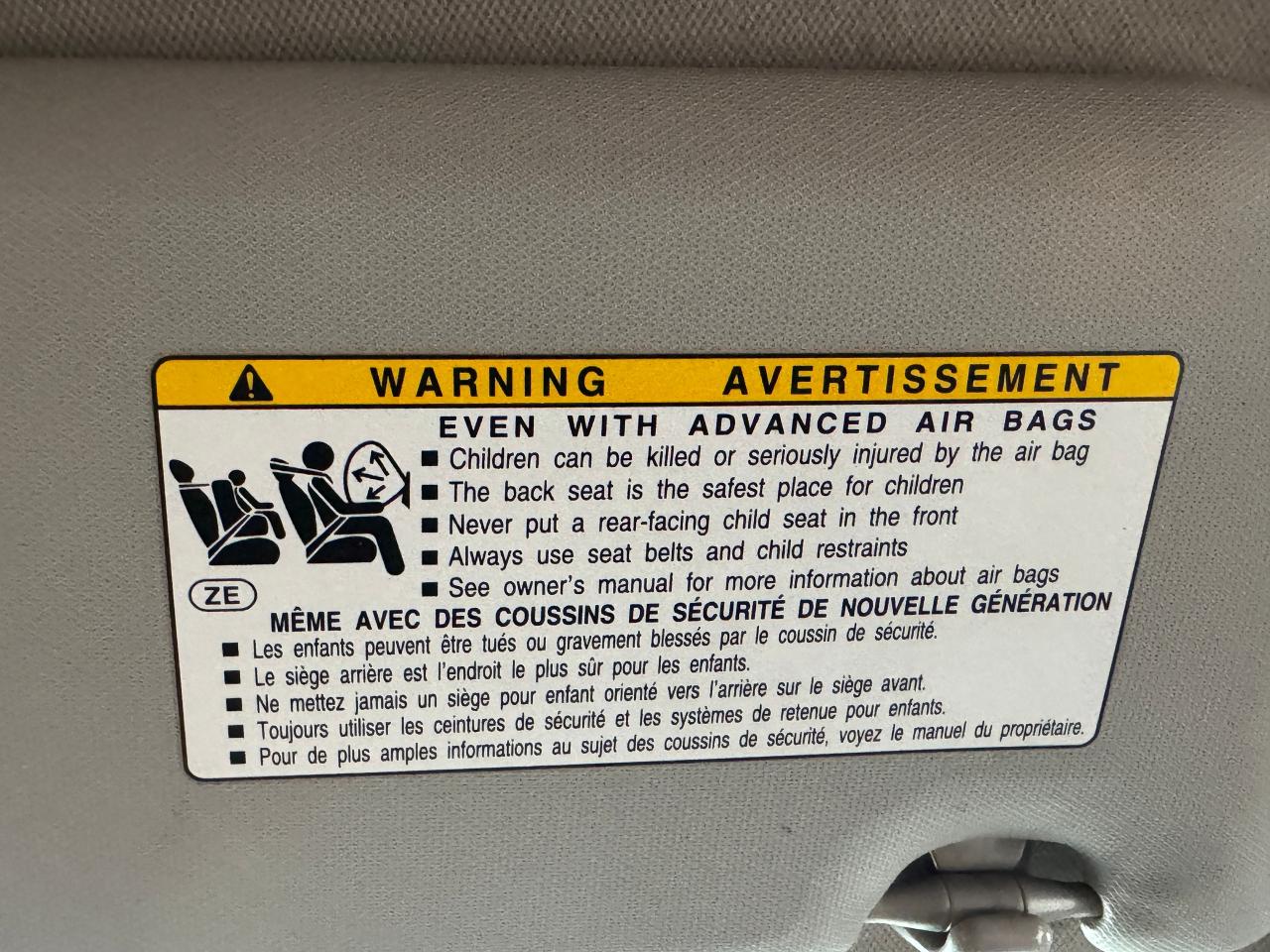 2017 Toyota Corolla iM New Tires+Camera+Heated Seats+Tinted+ACCIDENT FREE Photo105