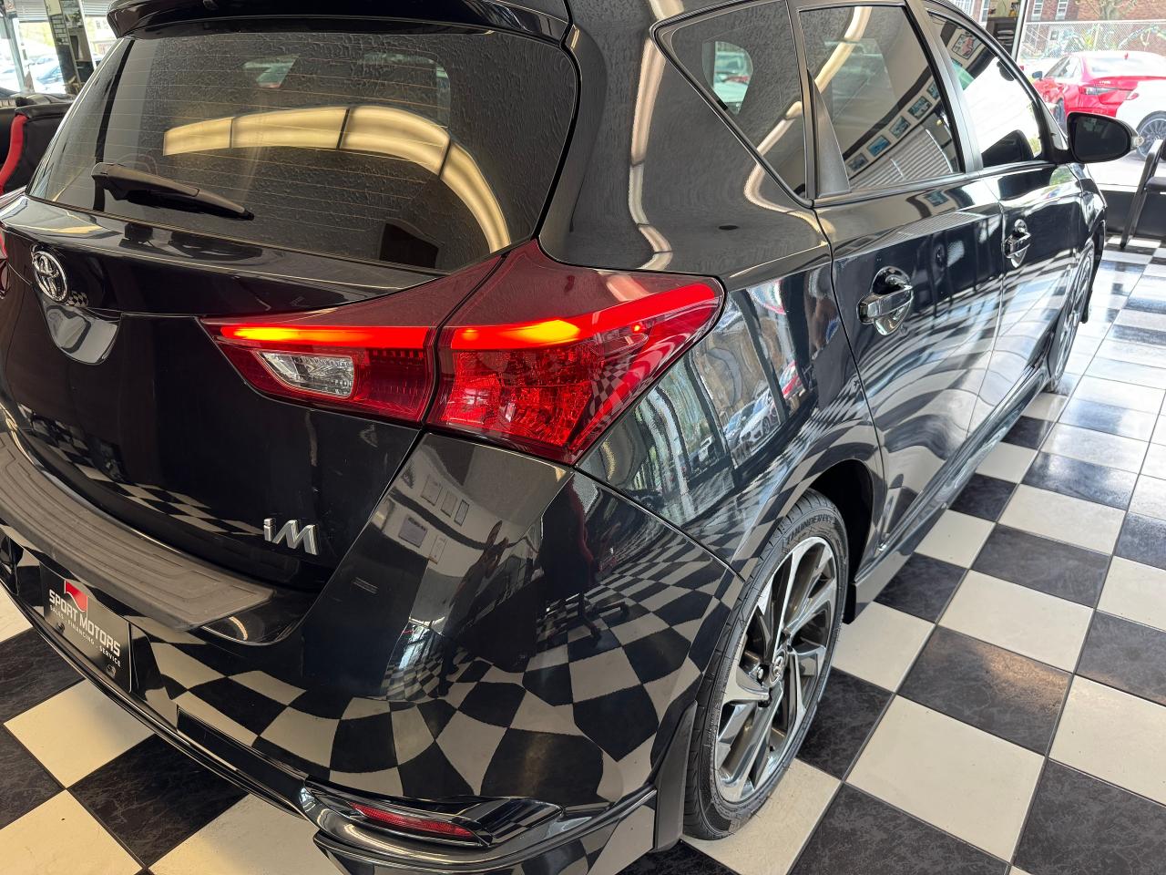 2017 Toyota Corolla iM New Tires+Camera+Heated Seats+Tinted+ACCIDENT FREE Photo93