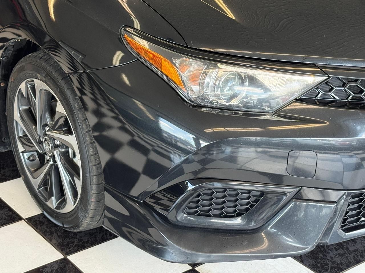 2017 Toyota Corolla iM New Tires+Camera+Heated Seats+Tinted+ACCIDENT FREE Photo90